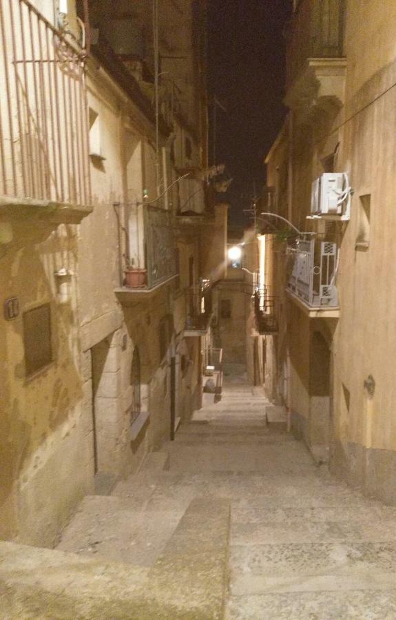 Apartamento La Casa Di Bianca Caltagirone Exterior foto